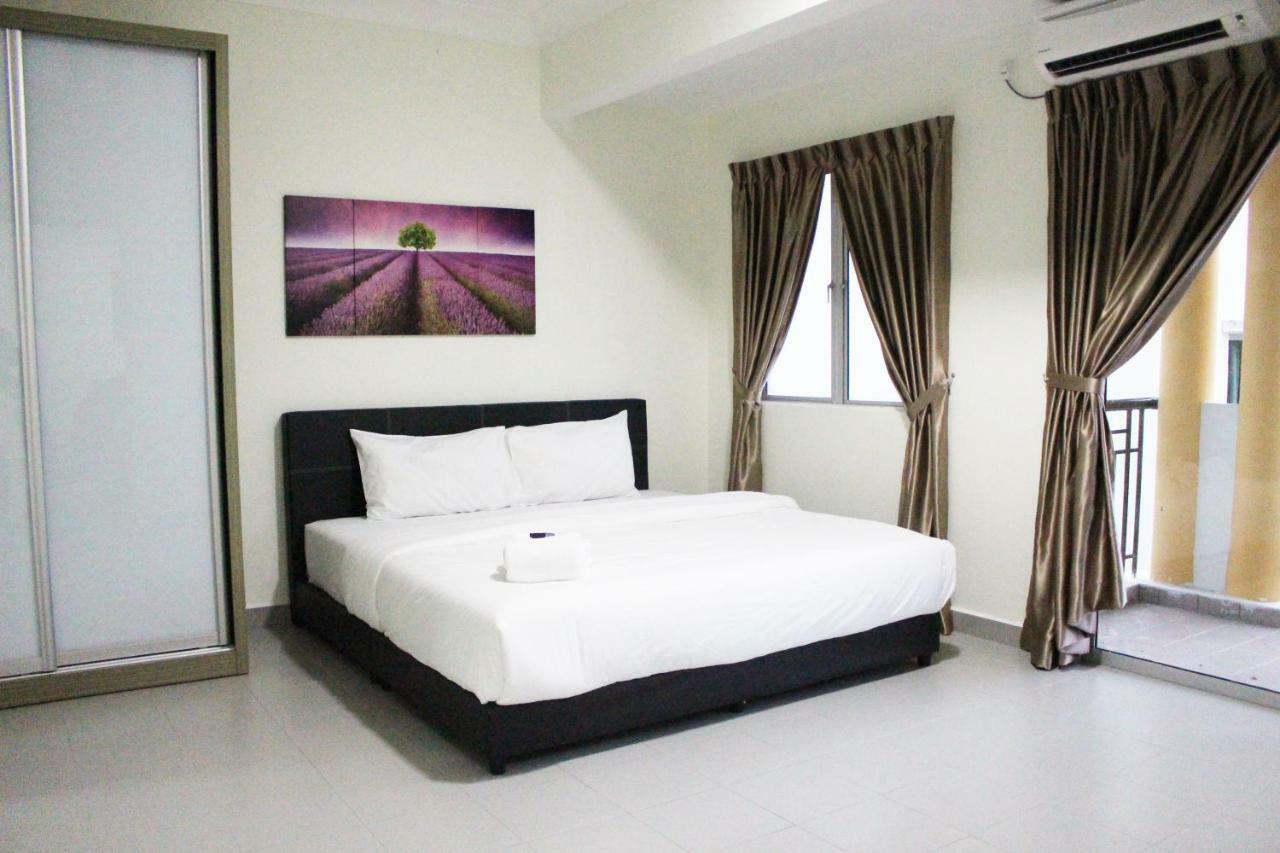 Tiara Desaru Resort Экстерьер фото